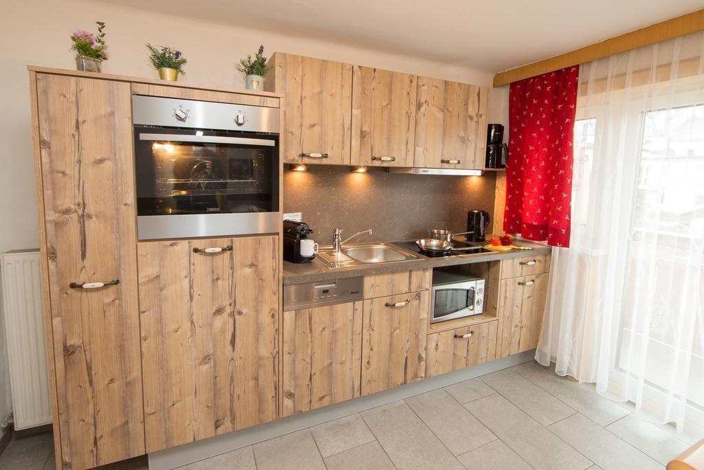 קפרון Apartmenthaus Gotthardt מראה חיצוני תמונה