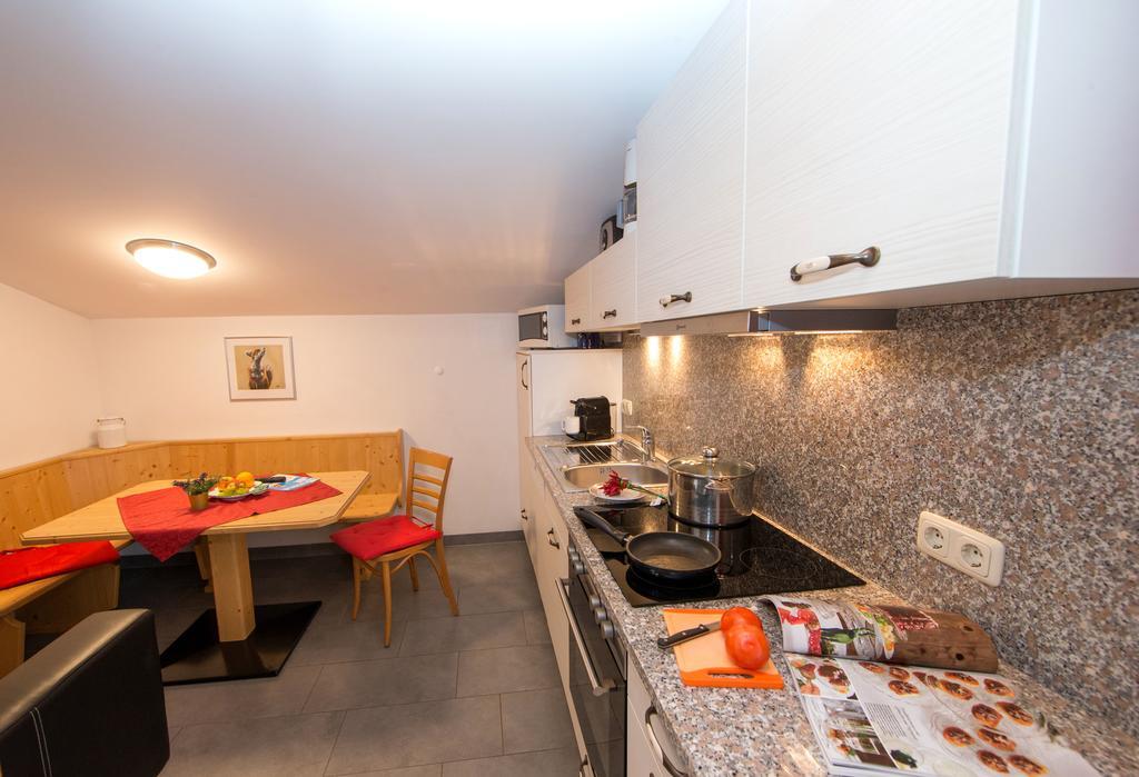 קפרון Apartmenthaus Gotthardt מראה חיצוני תמונה
